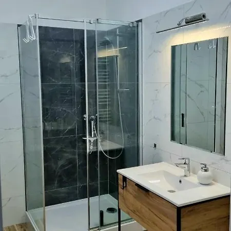 아파트 Swierkowe 1 *